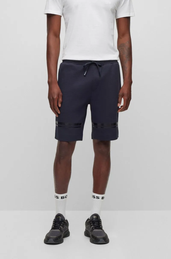 Shorts De Algodão De Caimento Descontraído Com Riscas Espelhadas